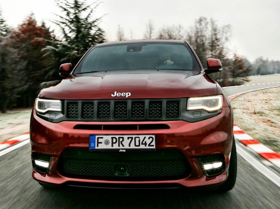  Jeep Grand Cherokee SRT 2016 года  (WW) (фото 7 из 9)